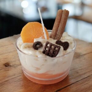 Zimtzauber – handgegossene Weihnachtskerze